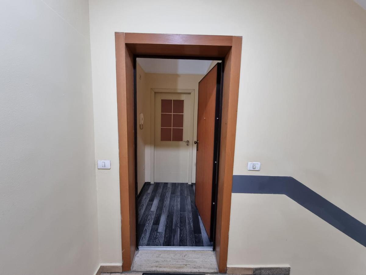 Moonshine Apartament Tiran Dış mekan fotoğraf
