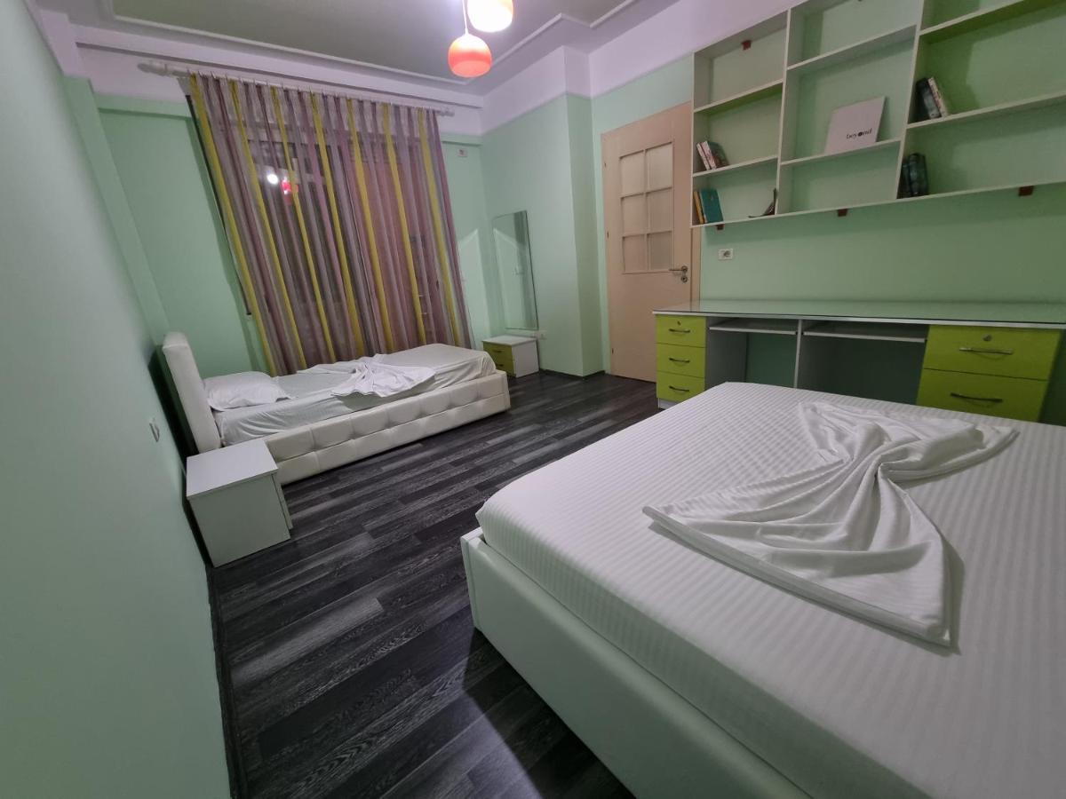 Moonshine Apartament Daire Tiran Dış mekan fotoğraf